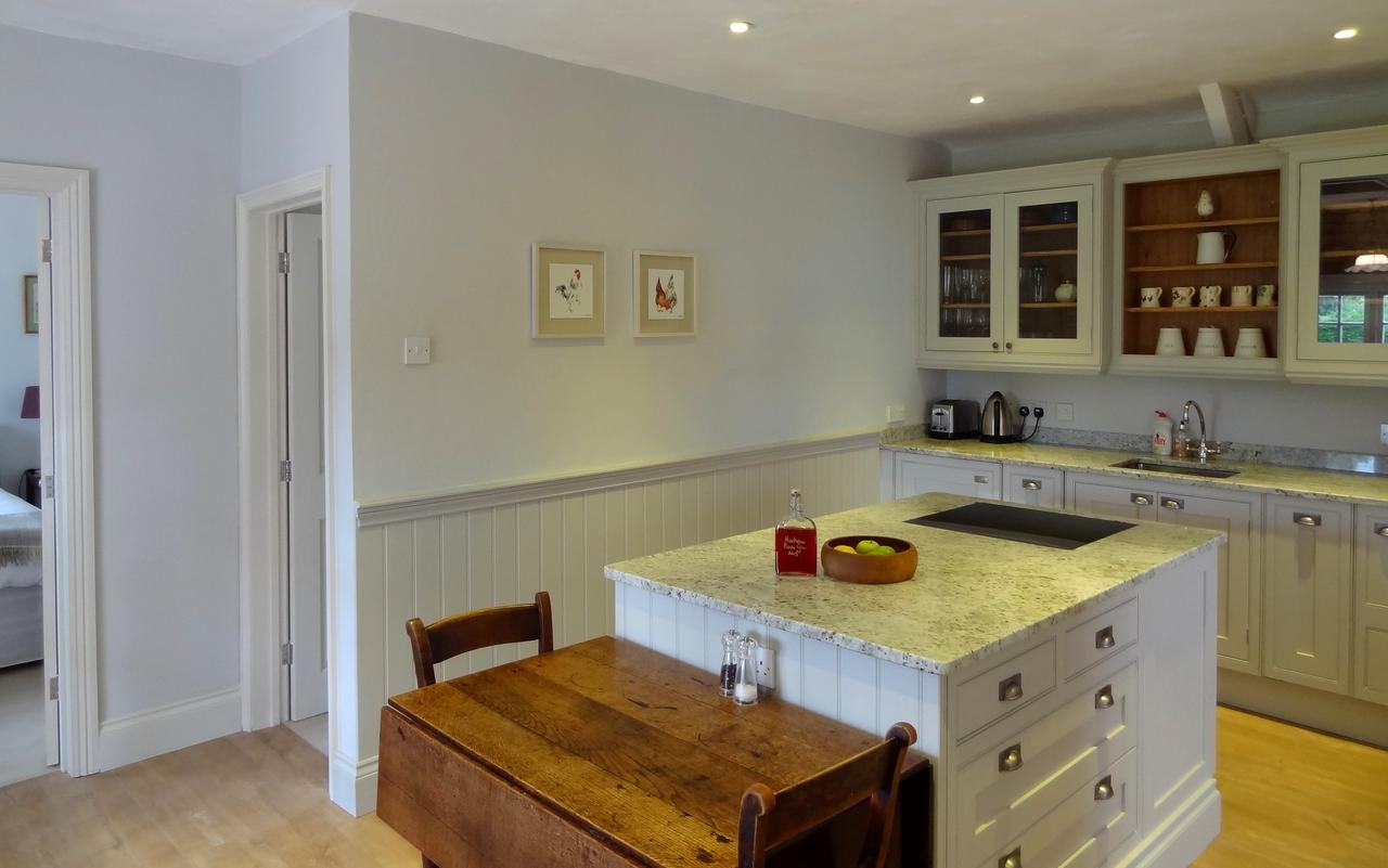 مبيت وإفطار East Pennard Huxham Farmhouse المظهر الخارجي الصورة