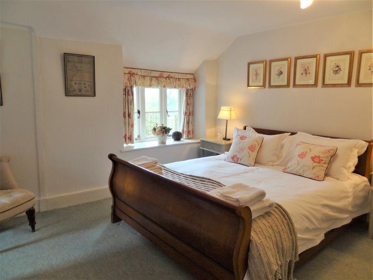 مبيت وإفطار East Pennard Huxham Farmhouse المظهر الخارجي الصورة