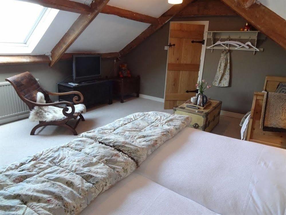 مبيت وإفطار East Pennard Huxham Farmhouse المظهر الخارجي الصورة